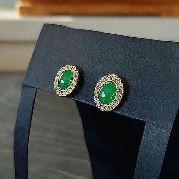 Vtg faux serpentine & rhinestone oval studs - Picture 7 of 7